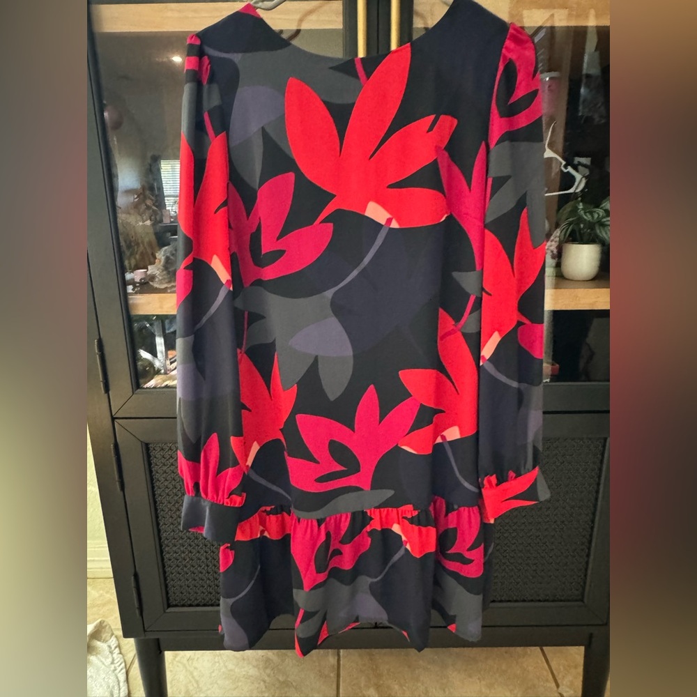Loft flower dress, size Medium